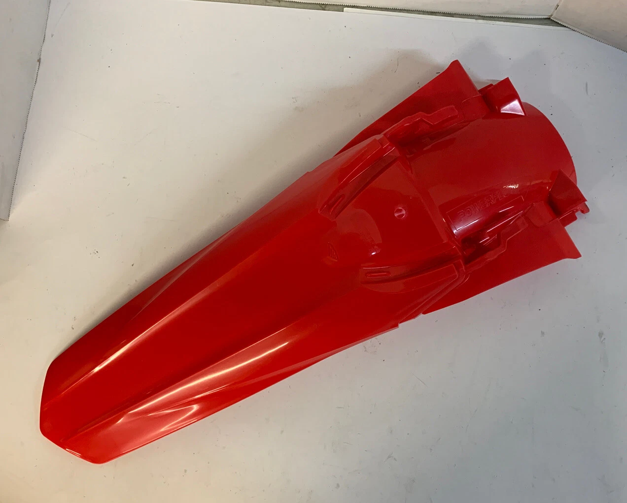 Zadný blatník POWERFLOW Cycra – červená, Honda 2013–2014 CRF 450R, 2014 CRF 250R