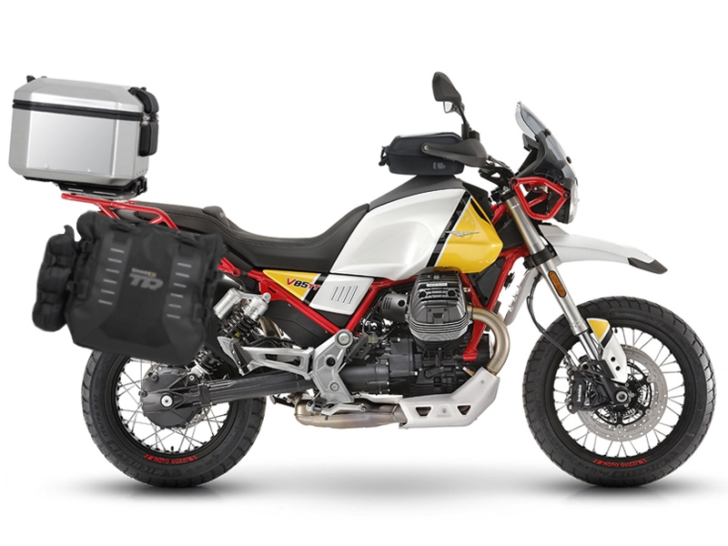 Kompletná sada bočných adventure vakov SHAD TERRA TR40 a hliníkového 55 L vrchného kufru ,vrátane mo SHAD MOTO GUZZI V85TT