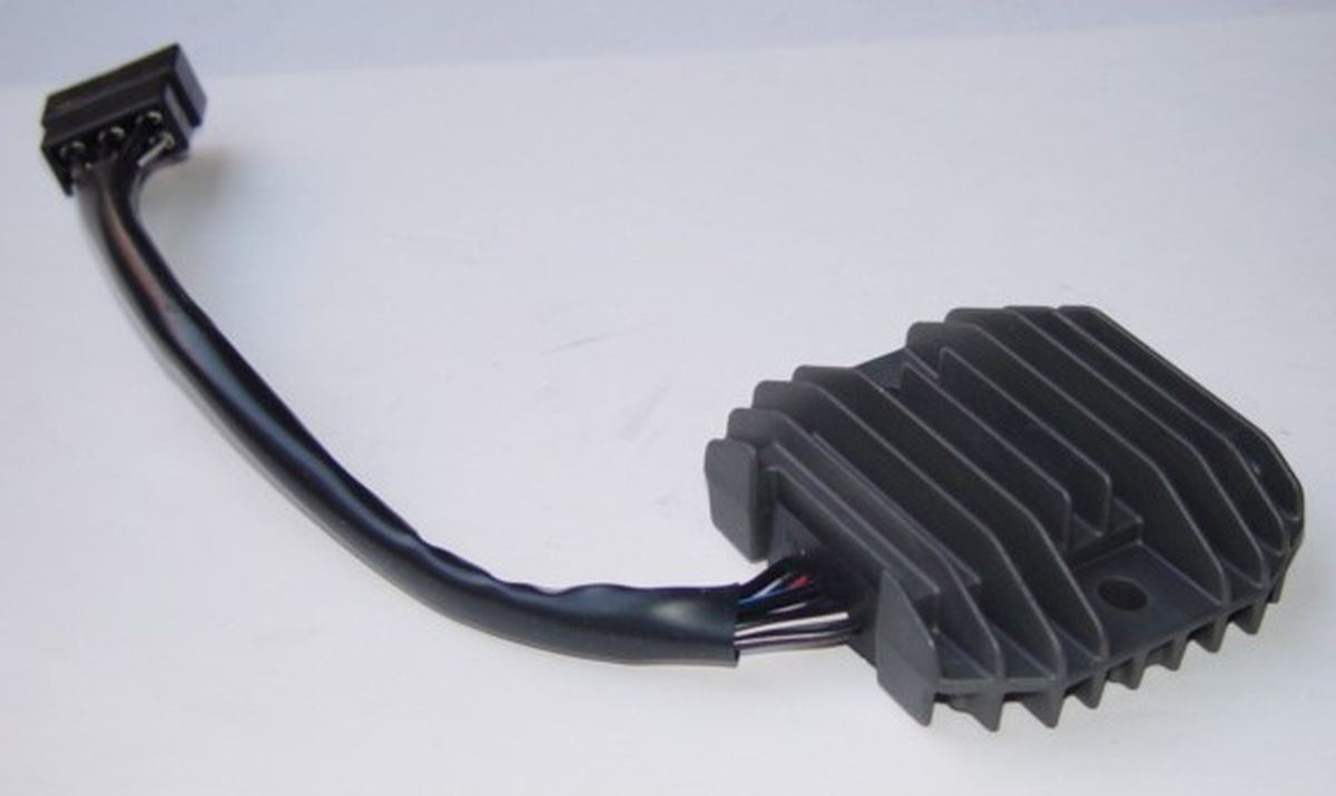 Regulátor napätia Tourmax RGU-413 KAWASAKI ZX 600/ZX-6R NINJA '98-'99 a ďalšie