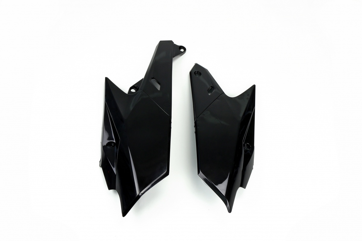 UFO Tabuľky zadné Yamaha YZF 250 14-18/YZF 450 14-17/WRF 250 15-19/WRF 450 16-18 čierna