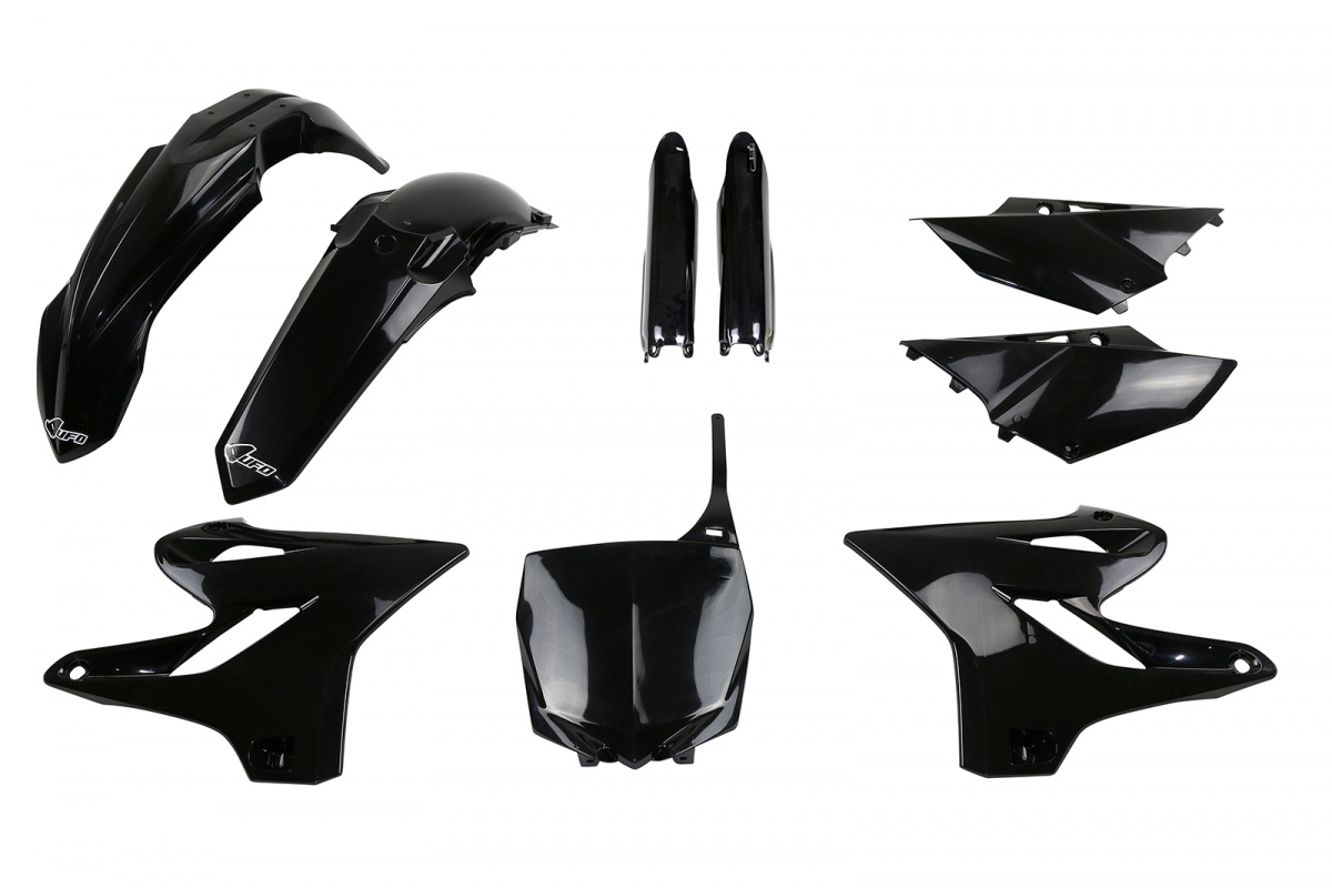 UFO Kompletná sada plastov Yamaha YZ 125/250 15-21 čierna